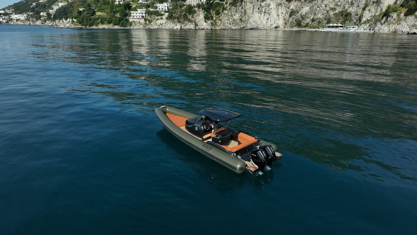 Timing & route: across the Bay of Naples