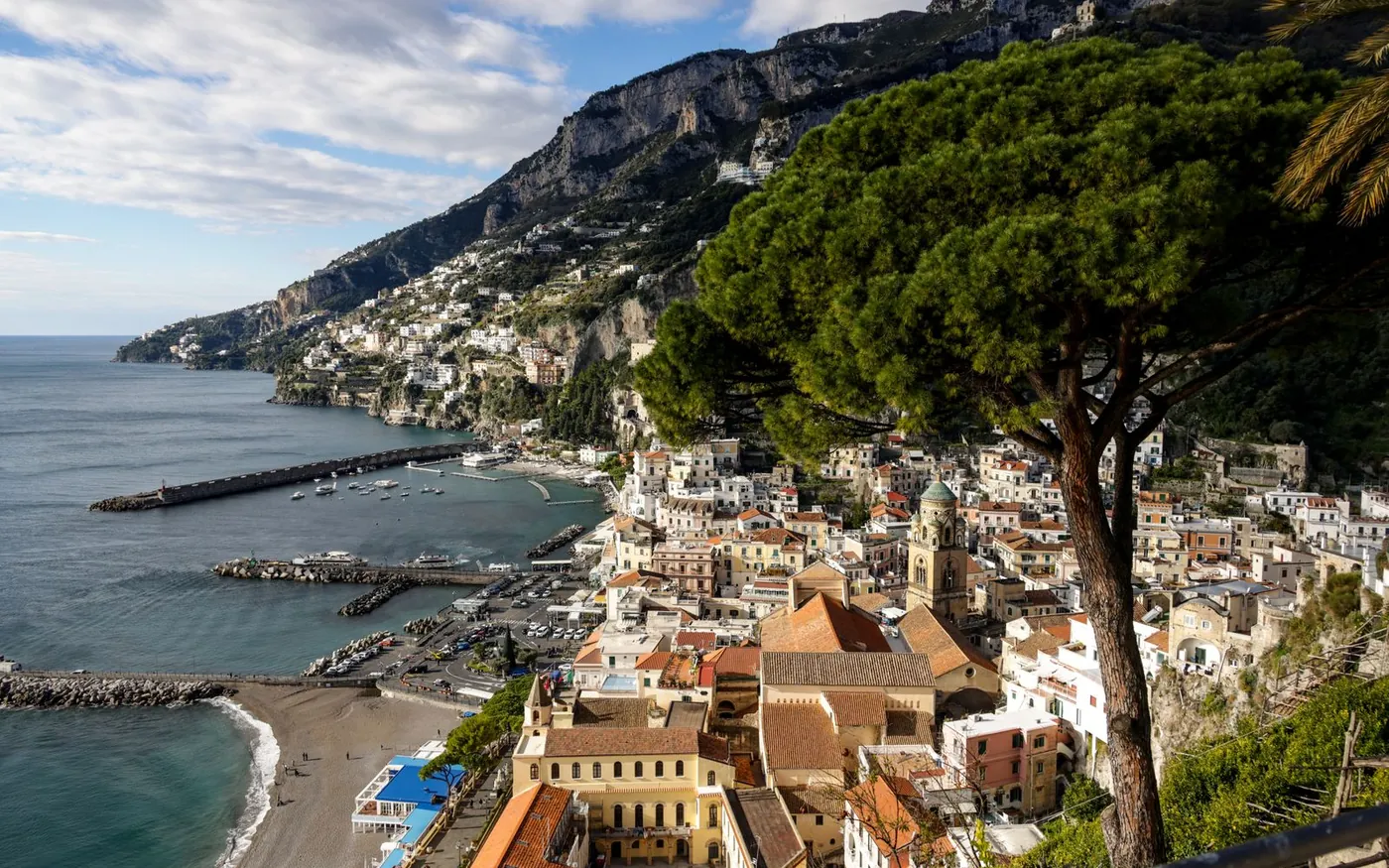 The boat: a SACS RIB built for the Amalfi Coast